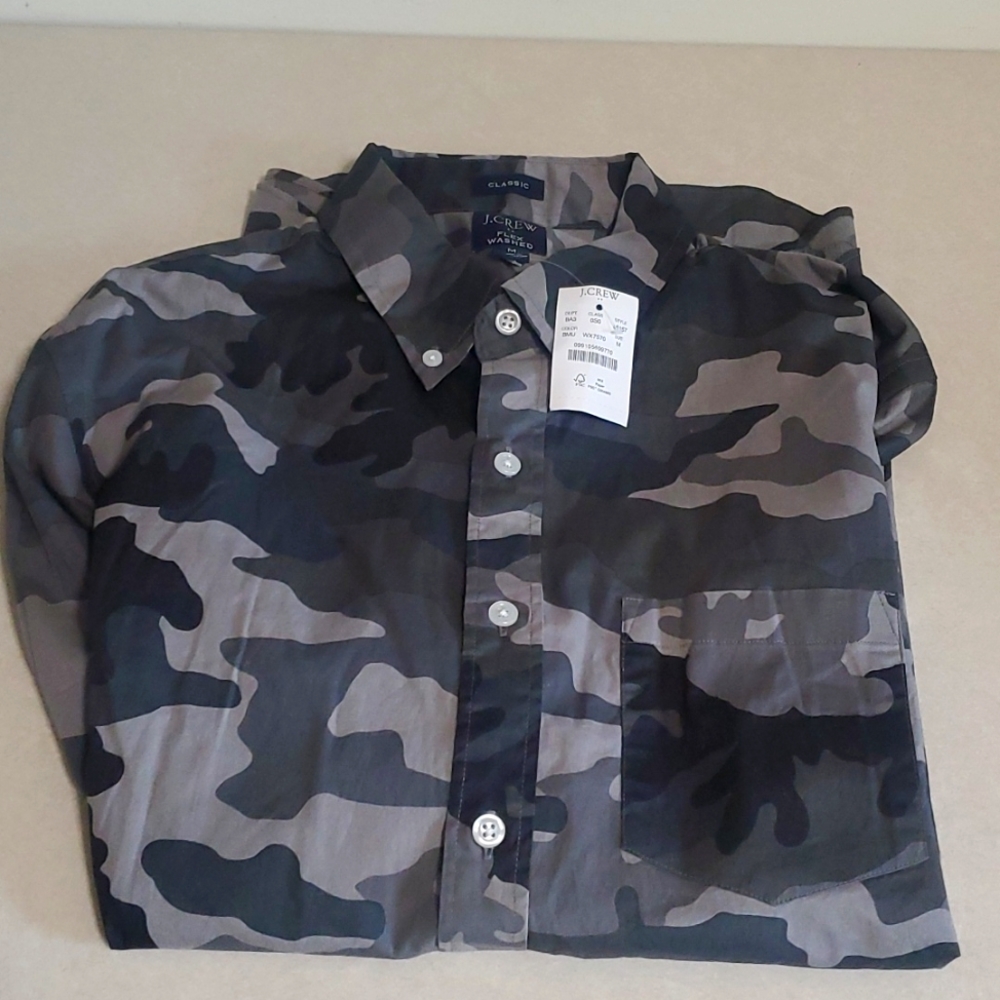 Mens grey Camo shirt